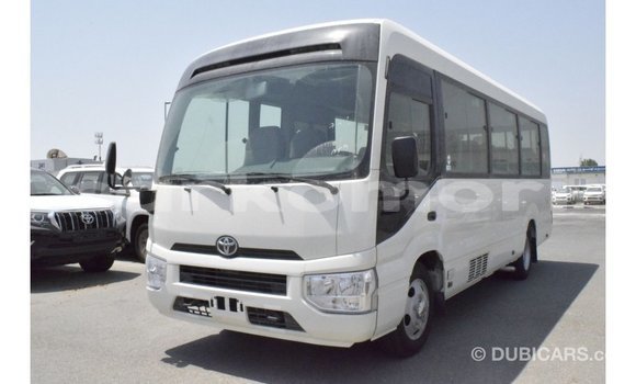 Acheter Import Voiture Toyota Coaster Blanc à Import - Dubai, Grande Comore Acheter Import Voiture Toyota Coaster Blanc à Import - Dubai, Grande Comore