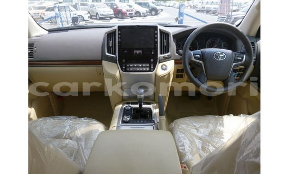 Buy Import Toyota Land Cruiser Black Car in Import - Dubai in Great Comore Buy Import Toyota Land Cruiser Black Car in Import - Dubai in Great Comore