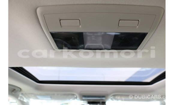 Buy Import Toyota Land Cruiser White Car in Import - Dubai in Great Comore Buy Import Toyota Land Cruiser White Car in Import - Dubai in Great Comore
