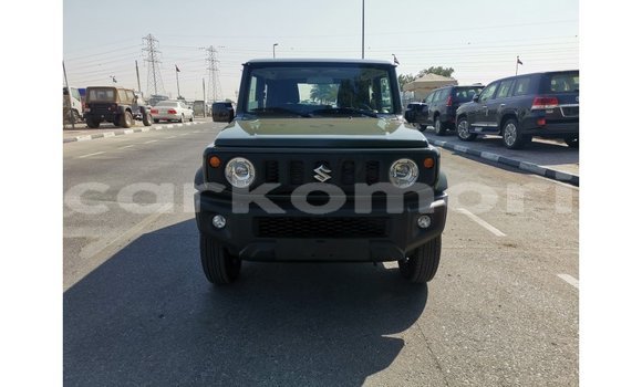 Acheter Import Voiture Suzuki Jimny Vert à Import - Dubai, Grande Comore