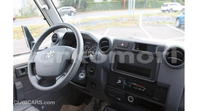 Big with watermark toyota land cruiser grande comore import dubai 2802