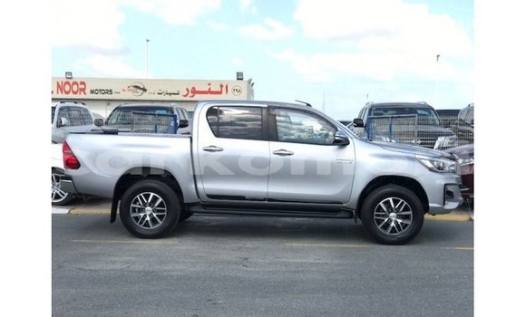 Buy Import Toyota Hilux Other Car in Import - Dubai in Great Comore Buy Import Toyota Hilux Other Car in Import - Dubai in Great Comore