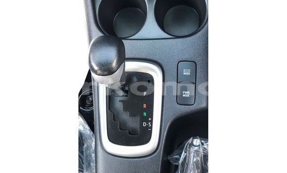 Buy Import Toyota Hilux Other Car in Import - Dubai in Great Comore Buy Import Toyota Hilux Other Car in Import - Dubai in Great Comore