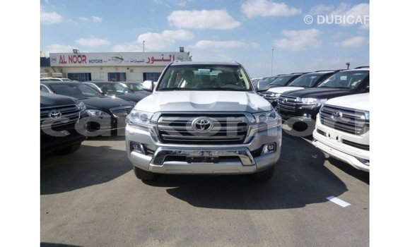 Acheter Import Voiture Toyota Land Cruiser Autre à Import - Dubai, Grande Comore Acheter Import Voiture Toyota Land Cruiser Autre à Import - Dubai, Grande Comore
