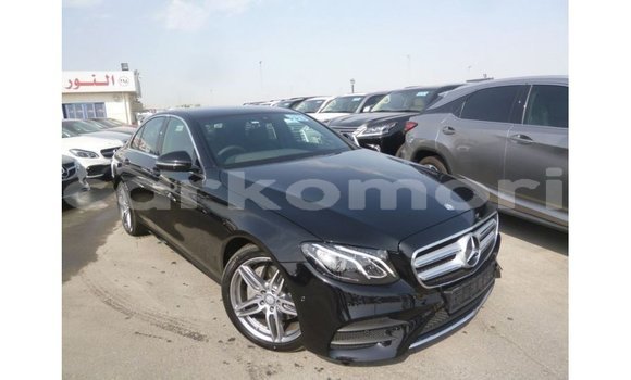 Acheter Import Voiture Mercedes-Benz 190 Noir à Import - Dubai, Grande Comore Acheter Import Voiture Mercedes-Benz 190 Noir à Import - Dubai, Grande Comore