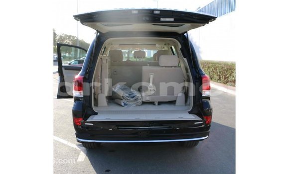 Buy Import Toyota Land Cruiser Black Car in Import - Dubai in Great Comore Buy Import Toyota Land Cruiser Black Car in Import - Dubai in Great Comore