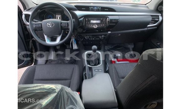Buy Import Toyota Hilux Black Car in Import - Dubai in Great Comore Buy Import Toyota Hilux Black Car in Import - Dubai in Great Comore