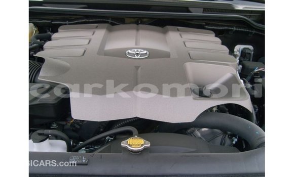 Buy Import Toyota Land Cruiser Black Car in Import - Dubai in Great Comore Buy Import Toyota Land Cruiser Black Car in Import - Dubai in Great Comore
