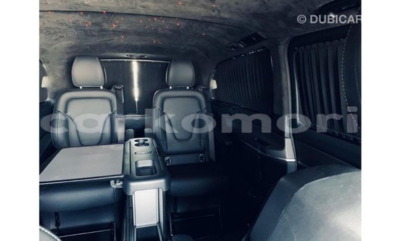 Buy Import Mercedes-Benz 250 Black Car in Import - Dubai in Great Comore Buy Import Mercedes-Benz 250 Black Car in Import - Dubai in Great Comore