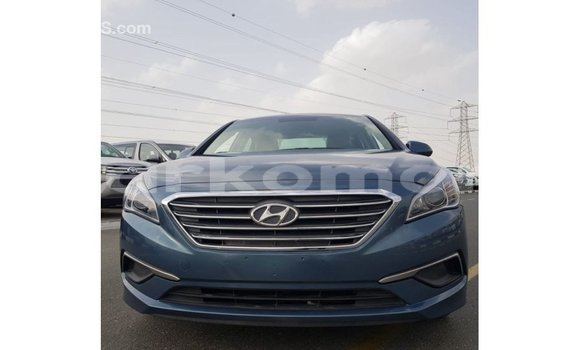 Acheter Import Voiture Hyundai Sonata Bleu à Import - Dubai, Grande Comore Acheter Import Voiture Hyundai Sonata Bleu à Import - Dubai, Grande Comore