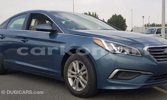 Acheter Import Voiture Hyundai Sonata Bleu à Import - Dubai, Grande Comore Acheter Import Voiture Hyundai Sonata Bleu à Import - Dubai, Grande Comore