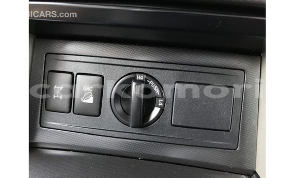 Acheter Import Voiture Toyota Prado Noir à Import - Dubai, Grande Comore Acheter Import Voiture Toyota Prado Noir à Import - Dubai, Grande Comore