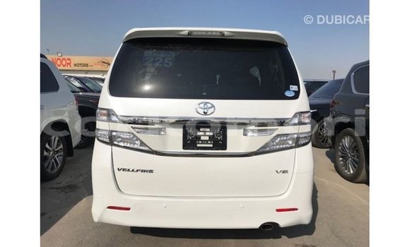 Acheter Import Voiture Toyota Vellfire Blanc à Import - Dubai, Grande Comore Acheter Import Voiture Toyota Vellfire Blanc à Import - Dubai, Grande Comore
