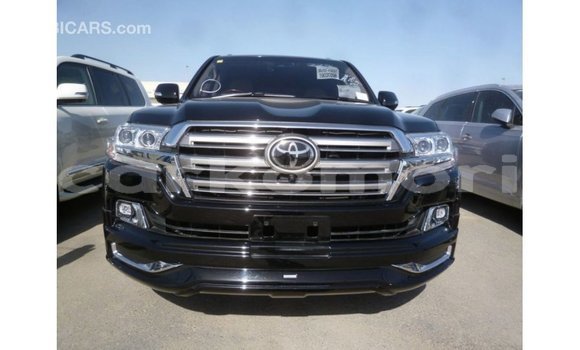 Buy Import Toyota Land Cruiser Black Car in Import - Dubai in Great Comore Buy Import Toyota Land Cruiser Black Car in Import - Dubai in Great Comore
