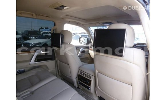 Buy Import Toyota Land Cruiser Black Car in Import - Dubai in Great Comore Buy Import Toyota Land Cruiser Black Car in Import - Dubai in Great Comore