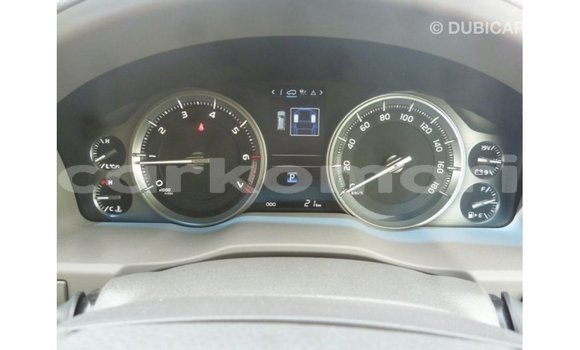 Acheter Import Voiture Toyota Land Cruiser Noir à Import - Dubai, Grande Comore Acheter Import Voiture Toyota Land Cruiser Noir à Import - Dubai, Grande Comore