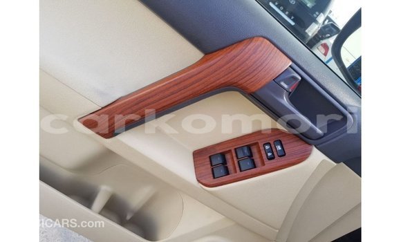 Acheter Import Voiture Toyota Prado Noir à Import - Dubai, Grande Comore Acheter Import Voiture Toyota Prado Noir à Import - Dubai, Grande Comore