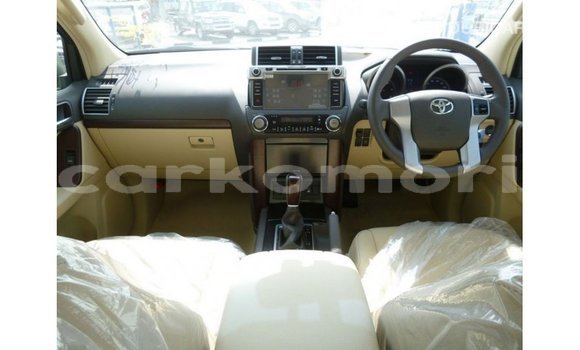 Buy Import Toyota Prado White Car in Import - Dubai in Great Comore Buy Import Toyota Prado White Car in Import - Dubai in Great Comore