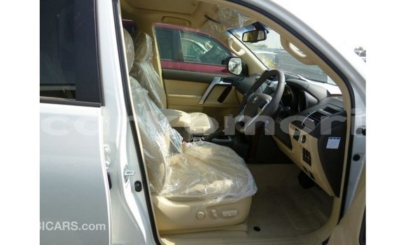 Buy Import Toyota Prado White Car in Import - Dubai in Great Comore Buy Import Toyota Prado White Car in Import - Dubai in Great Comore