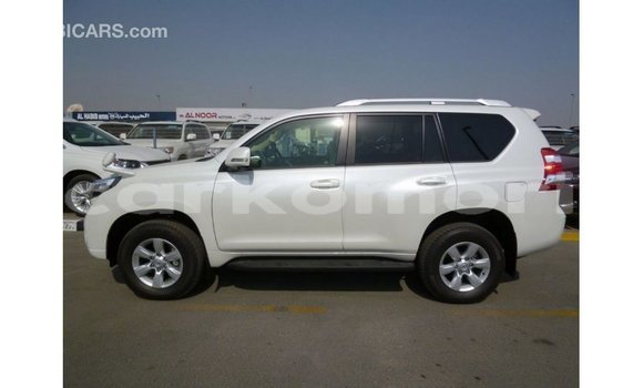Buy Import Toyota Prado White Car in Import - Dubai in Great Comore Buy Import Toyota Prado White Car in Import - Dubai in Great Comore
