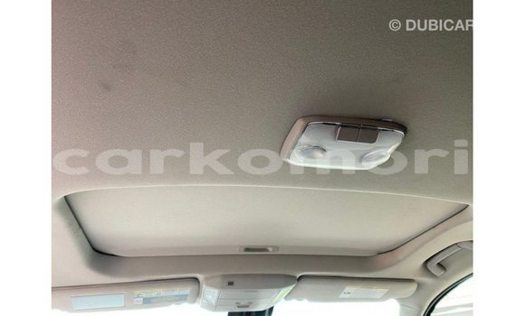 Acheter Import Voiture Toyota Sequoia Blanc à Import - Dubai, Grande Comore Acheter Import Voiture Toyota Sequoia Blanc à Import - Dubai, Grande Comore