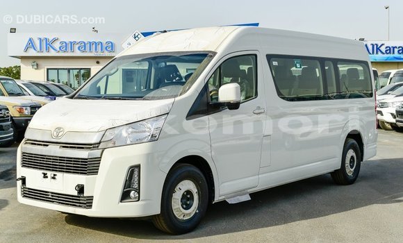 Acheter Import Voiture Toyota Hiace Blanc à Import - Dubai, Grande Comore Acheter Import Voiture Toyota Hiace Blanc à Import - Dubai, Grande Comore