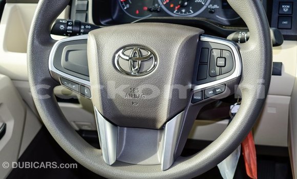 Acheter Import Voiture Toyota Hiace Blanc à Import - Dubai, Grande Comore Acheter Import Voiture Toyota Hiace Blanc à Import - Dubai, Grande Comore