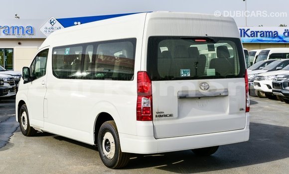 Acheter Import Voiture Toyota Hiace Blanc à Import - Dubai, Grande Comore Acheter Import Voiture Toyota Hiace Blanc à Import - Dubai, Grande Comore