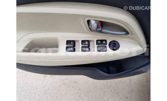Acheter Import Voiture Kia Rio Blanc à Import - Dubai, Grande Comore Acheter Import Voiture Kia Rio Blanc à Import - Dubai, Grande Comore
