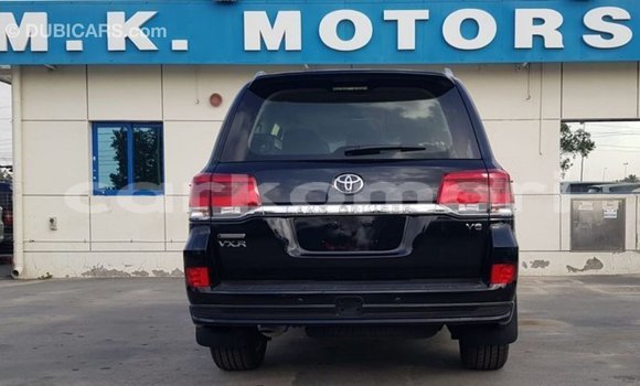 Acheter Import Voiture Toyota Land Cruiser Noir à Import - Dubai, Grande Comore Acheter Import Voiture Toyota Land Cruiser Noir à Import - Dubai, Grande Comore