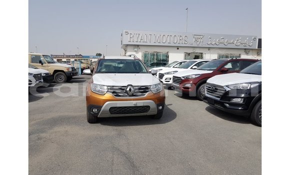 Buy Import Renault 19 Green Car in Import - Dubai in Great Comore Buy Import Renault 19 Green Car in Import - Dubai in Great Comore