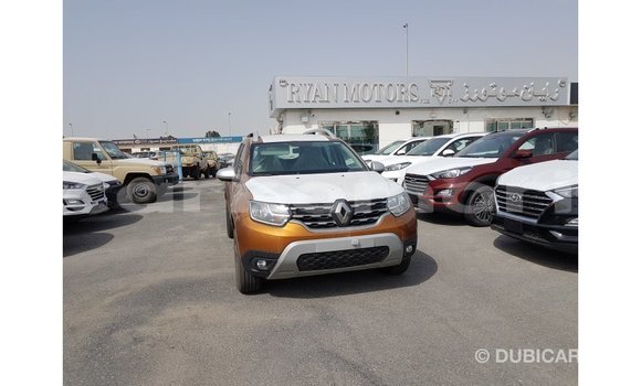 Buy Import Renault 19 Green Car in Import - Dubai in Great Comore Buy Import Renault 19 Green Car in Import - Dubai in Great Comore
