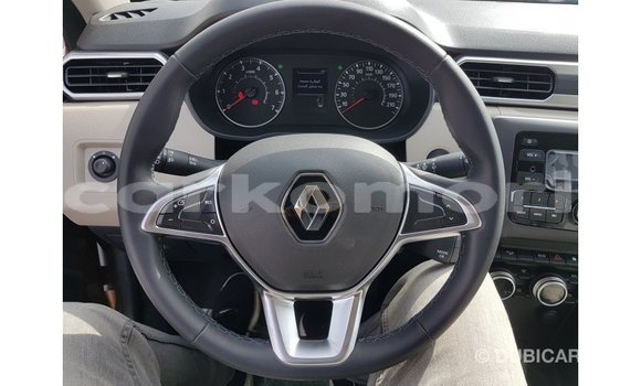 Buy Import Renault 19 Green Car in Import - Dubai in Great Comore Buy Import Renault 19 Green Car in Import - Dubai in Great Comore