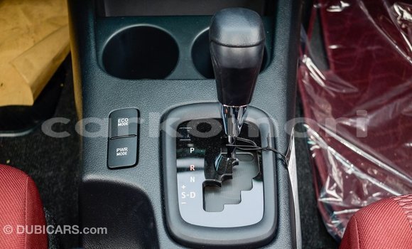 Acheter Import Voiture Toyota Hilux Blanc à Import - Dubai, Grande Comore Acheter Import Voiture Toyota Hilux Blanc à Import - Dubai, Grande Comore