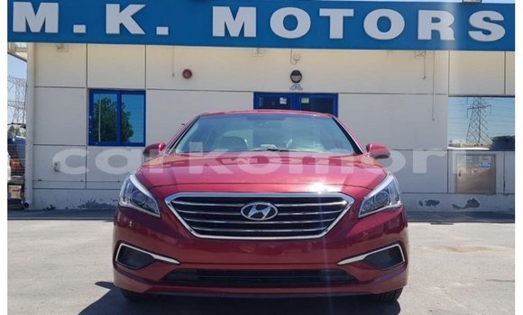 Acheter Import Voiture Hyundai Sonata Rouge à Import - Dubai, Grande Comore Acheter Import Voiture Hyundai Sonata Rouge à Import - Dubai, Grande Comore