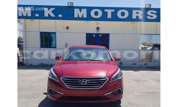 Acheter Import Voiture Hyundai Sonata Rouge à Import - Dubai, Grande Comore Acheter Import Voiture Hyundai Sonata Rouge à Import - Dubai, Grande Comore