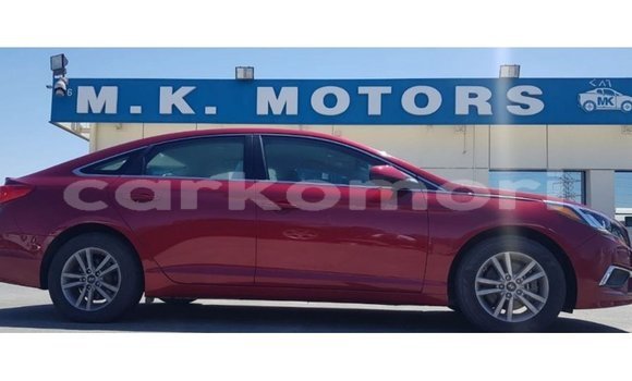 Acheter Import Voiture Hyundai Sonata Rouge à Import - Dubai, Grande Comore Acheter Import Voiture Hyundai Sonata Rouge à Import - Dubai, Grande Comore