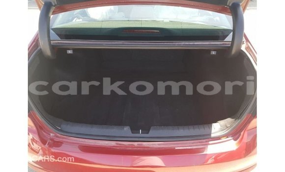 Acheter Import Voiture Hyundai Sonata Rouge à Import - Dubai, Grande Comore Acheter Import Voiture Hyundai Sonata Rouge à Import - Dubai, Grande Comore