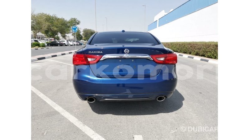 Big with watermark nissan maxima grande comore import dubai 2872