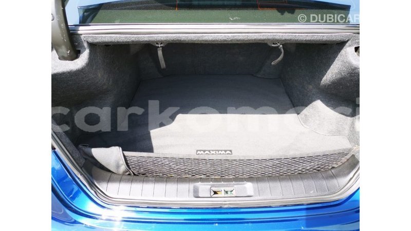 Big with watermark nissan maxima grande comore import dubai 2872