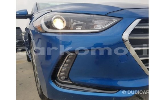 Acheter Import Voiture Hyundai Elantra Bleu à Import - Dubai, Grande Comore Acheter Import Voiture Hyundai Elantra Bleu à Import - Dubai, Grande Comore