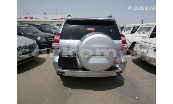 Acheter Import Voiture Toyota Prado Autre à Import - Dubai, Grande Comore Acheter Import Voiture Toyota Prado Autre à Import - Dubai, Grande Comore