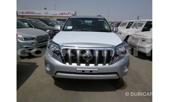 Acheter Import Voiture Toyota Prado Autre à Import - Dubai, Grande Comore Acheter Import Voiture Toyota Prado Autre à Import - Dubai, Grande Comore