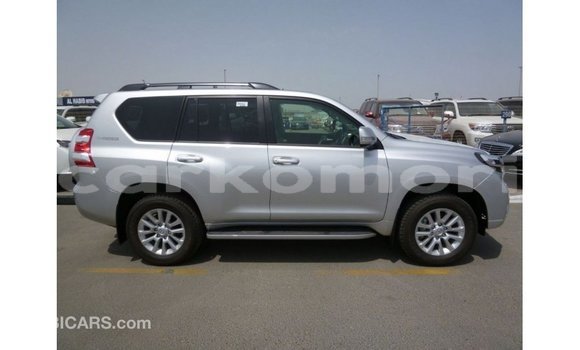Acheter Import Voiture Toyota Prado Autre à Import - Dubai, Grande Comore Acheter Import Voiture Toyota Prado Autre à Import - Dubai, Grande Comore
