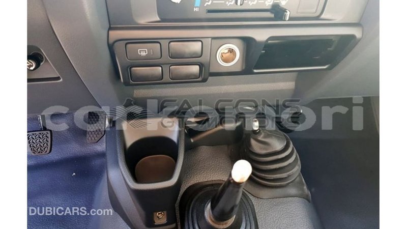 Big with watermark toyota land cruiser grande comore import dubai 2883