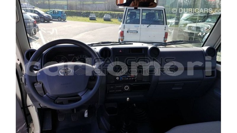 Big with watermark toyota land cruiser grande comore import dubai 2883