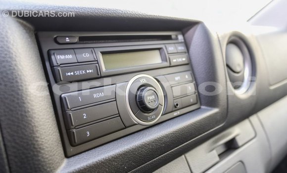 Acheter Import Voiture Nissan Urvan Blanc à Import - Dubai, Grande Comore Acheter Import Voiture Nissan Urvan Blanc à Import - Dubai, Grande Comore