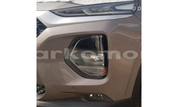 Acheter Import Voiture Hyundai Santa Fe Autre à Import - Dubai, Grande Comore Acheter Import Voiture Hyundai Santa Fe Autre à Import - Dubai, Grande Comore