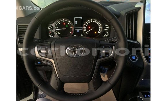 Buy Import Toyota Land Cruiser Black Car in Import - Dubai in Great Comore Buy Import Toyota Land Cruiser Black Car in Import - Dubai in Great Comore
