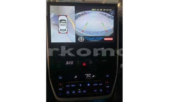 Buy Import Toyota Land Cruiser Black Car in Import - Dubai in Great Comore Buy Import Toyota Land Cruiser Black Car in Import - Dubai in Great Comore